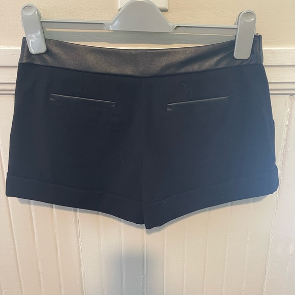 Forever 21, black shorts, with leather trim. Like new, excellent conditi… - Picture 2 of 4